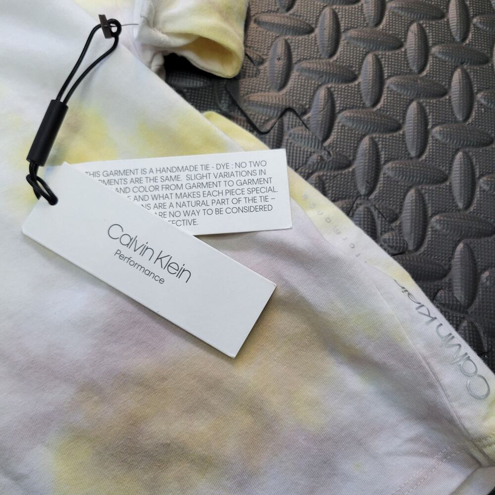Calvin Klein Performance Tie Dye T Shirt Size Medium NWT - Picture 3 of 5
